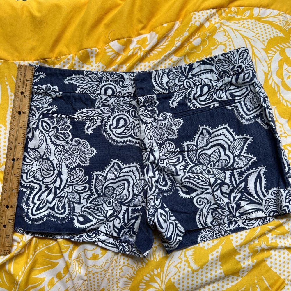 GAP Navy and White Floral High Waist Shorts